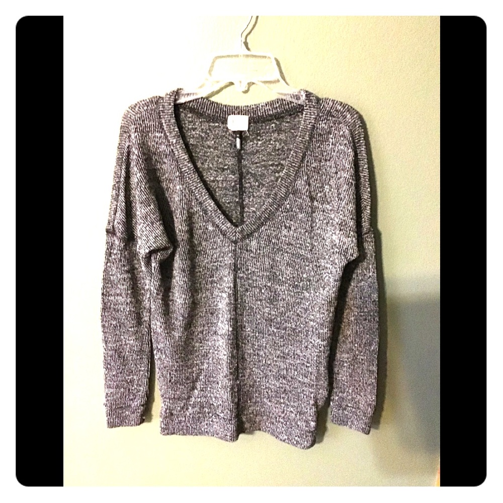 Girls sweater